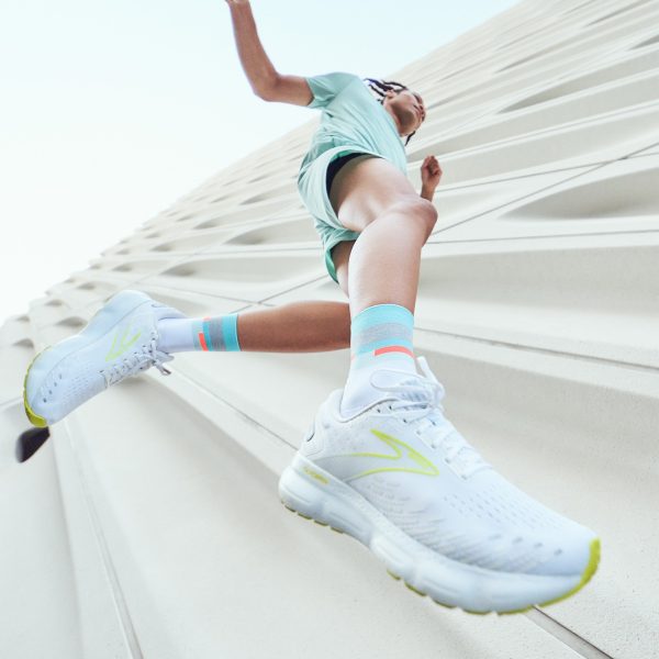 Elite Light Cushion Mini Crew